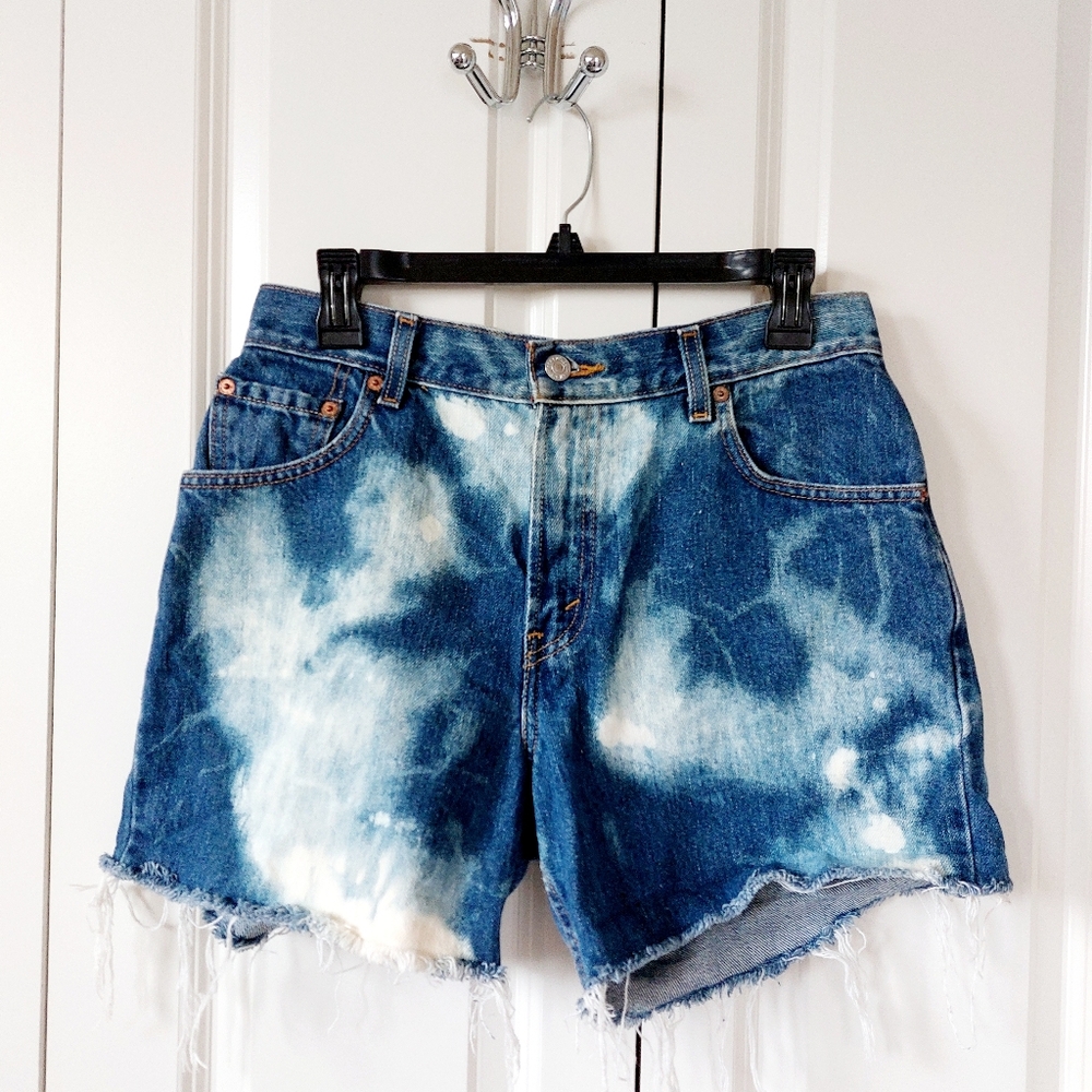 Bleach Splatter Denim Levi 550 Cut Off Shorts 10 Relaxed Tapered Y2K '06